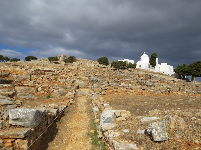 Agio Andrea site historique Sifnos 