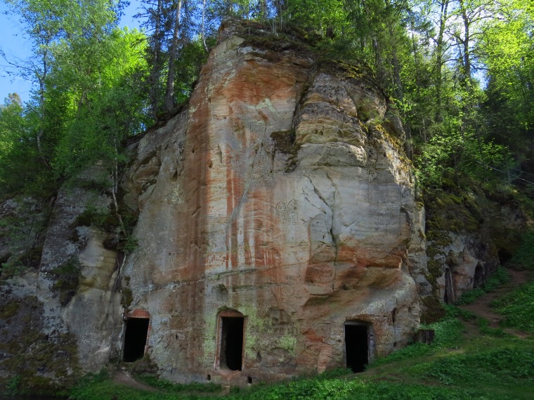 Caves troglodytes Ligatne Gauja Lettonie