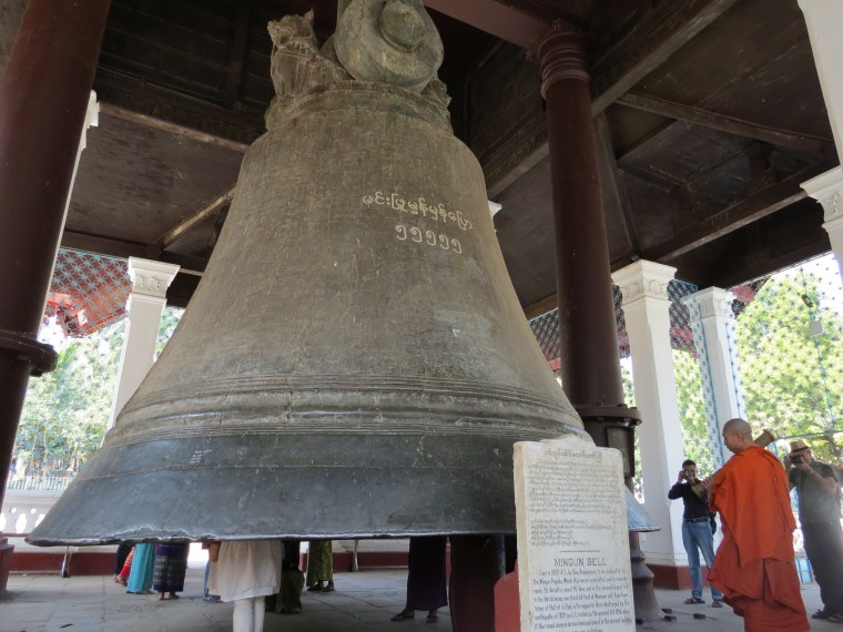 La cloche de Mingun
