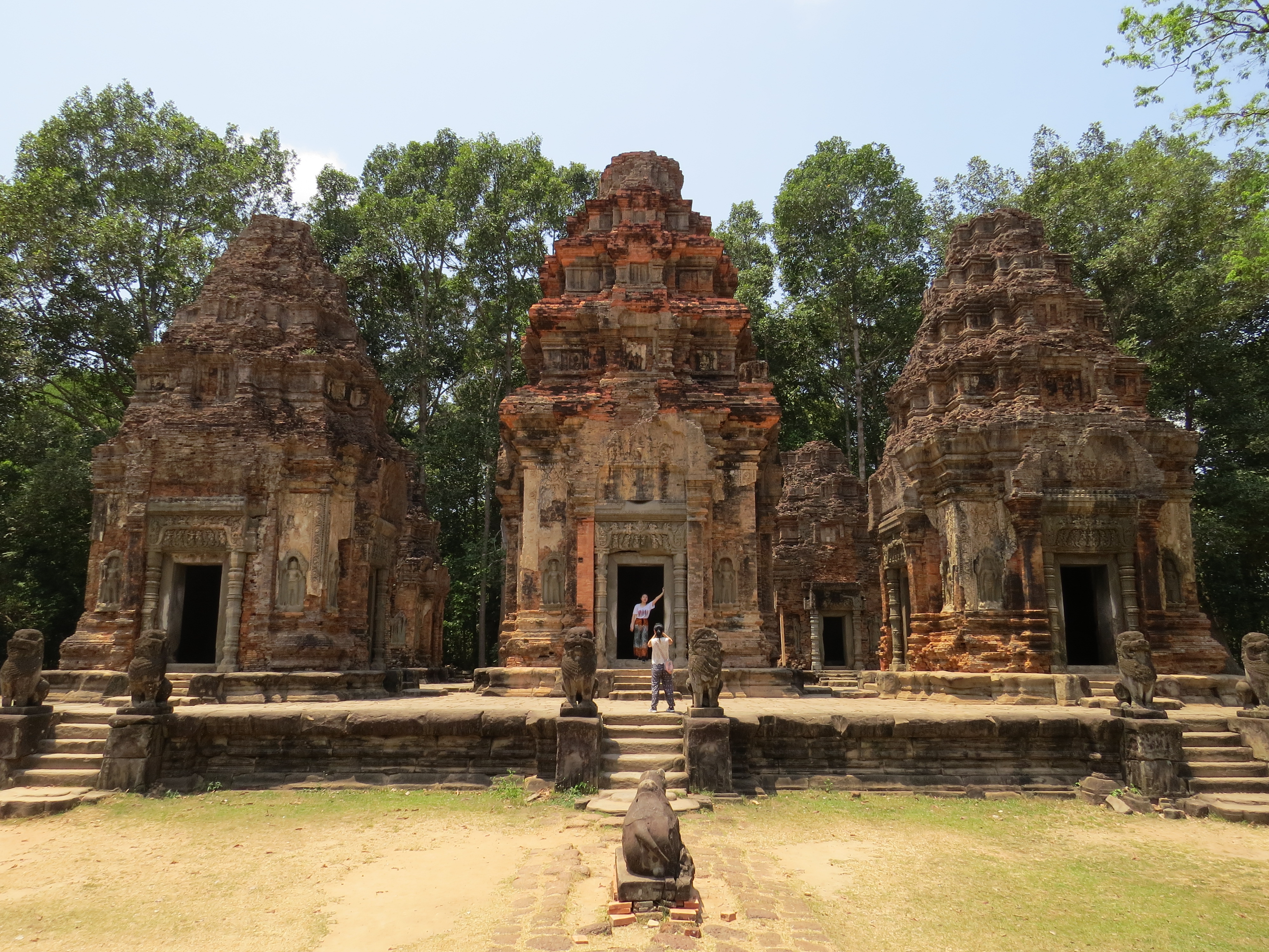 Temples de roluos visite 
