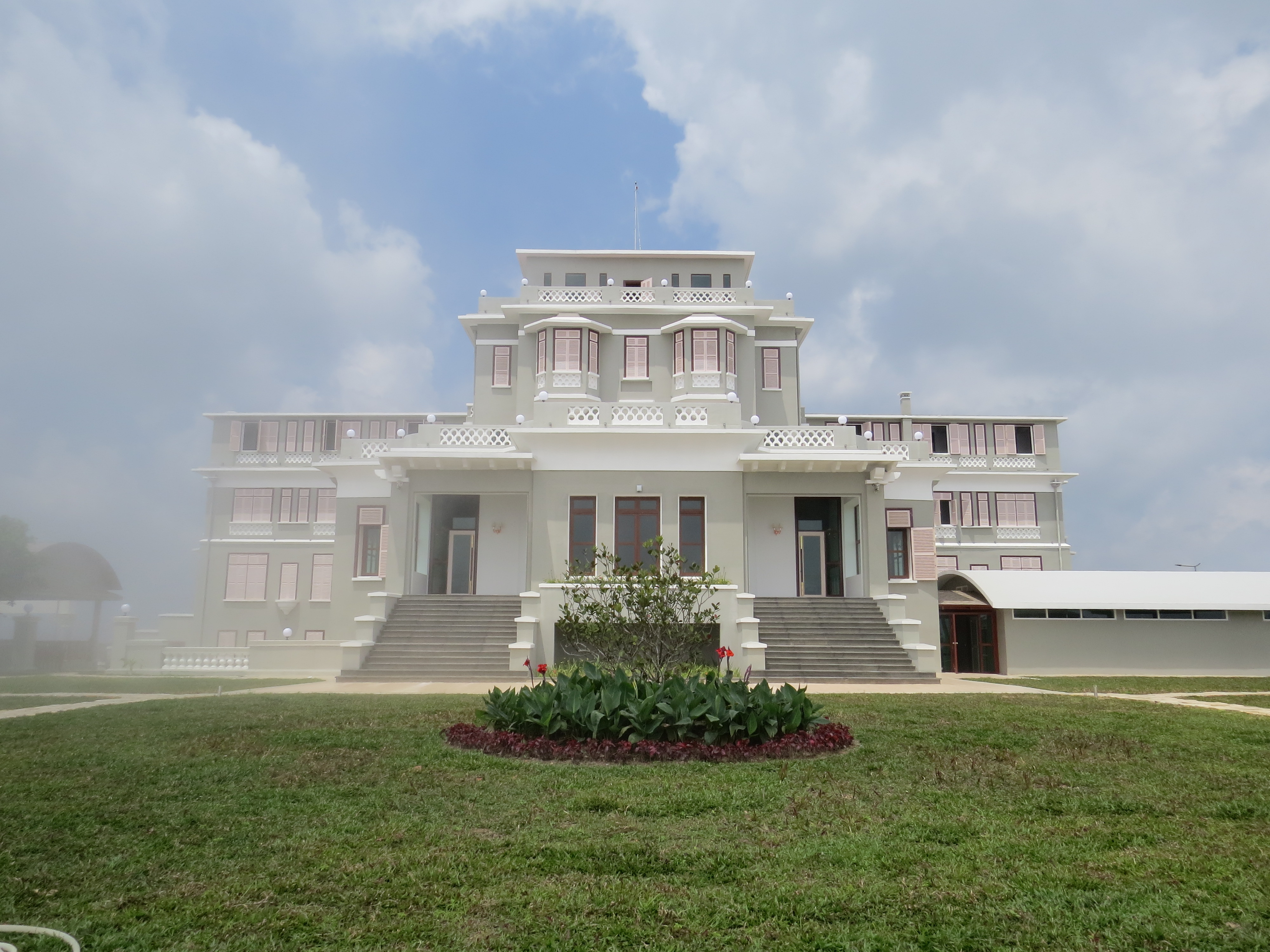 Bokor palace restauré 
