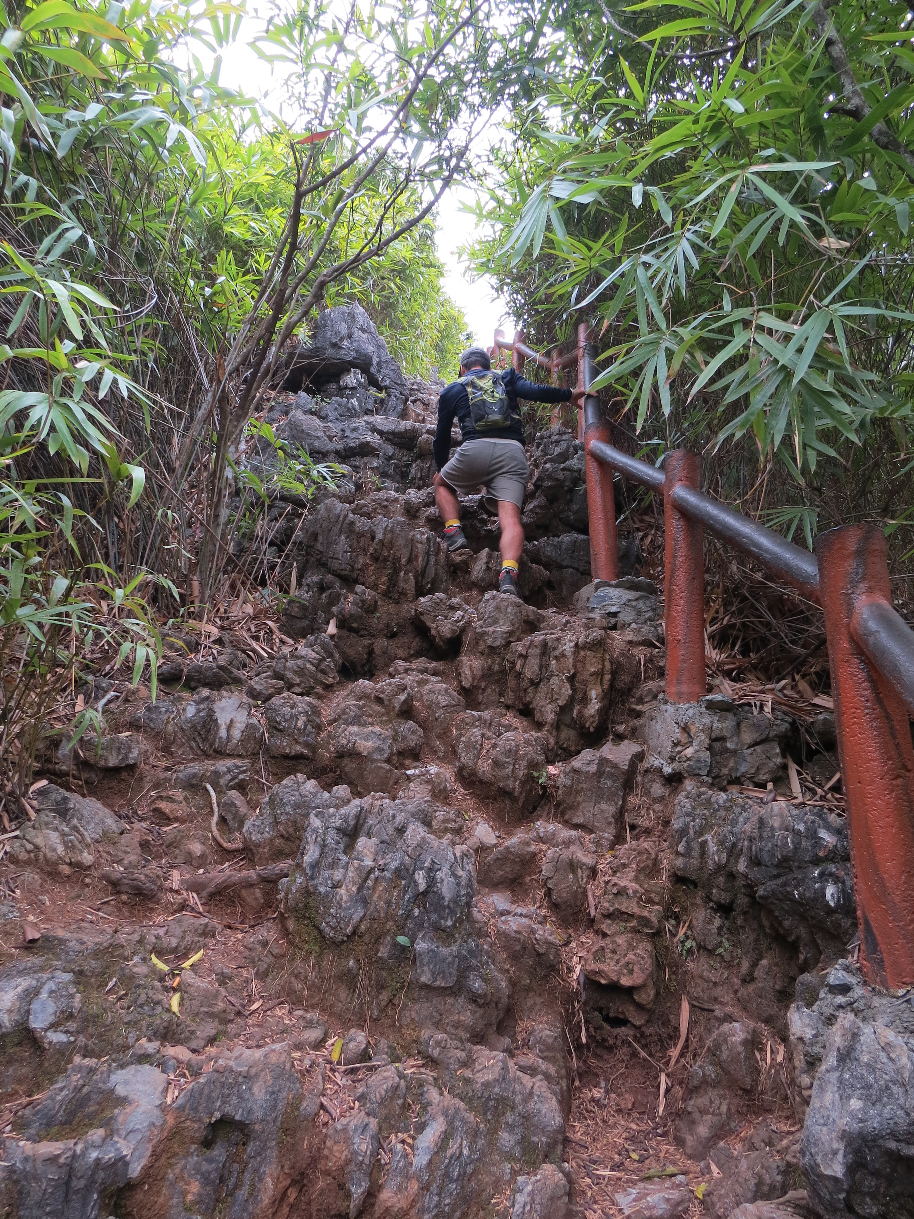 Ngu Lam Peak Point de vue sur île Cat Ba