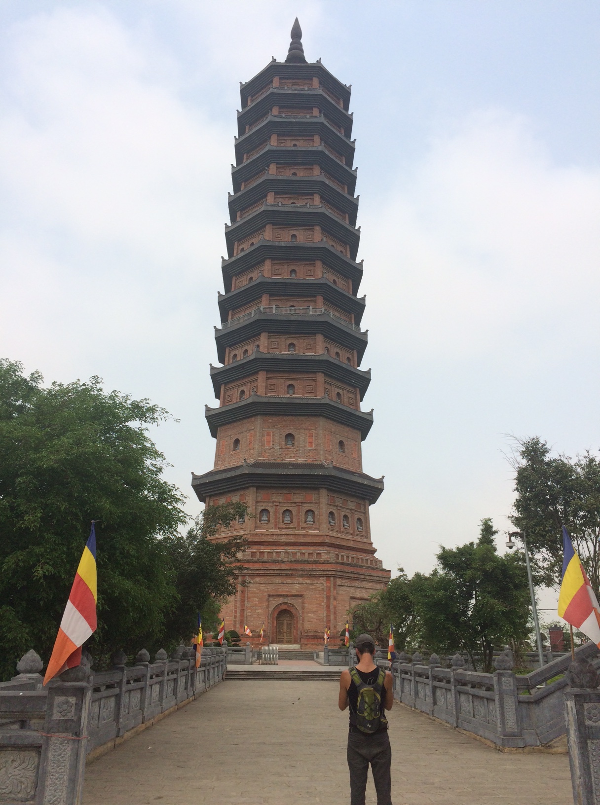 Bai Dinh Pagoda Tam coc
