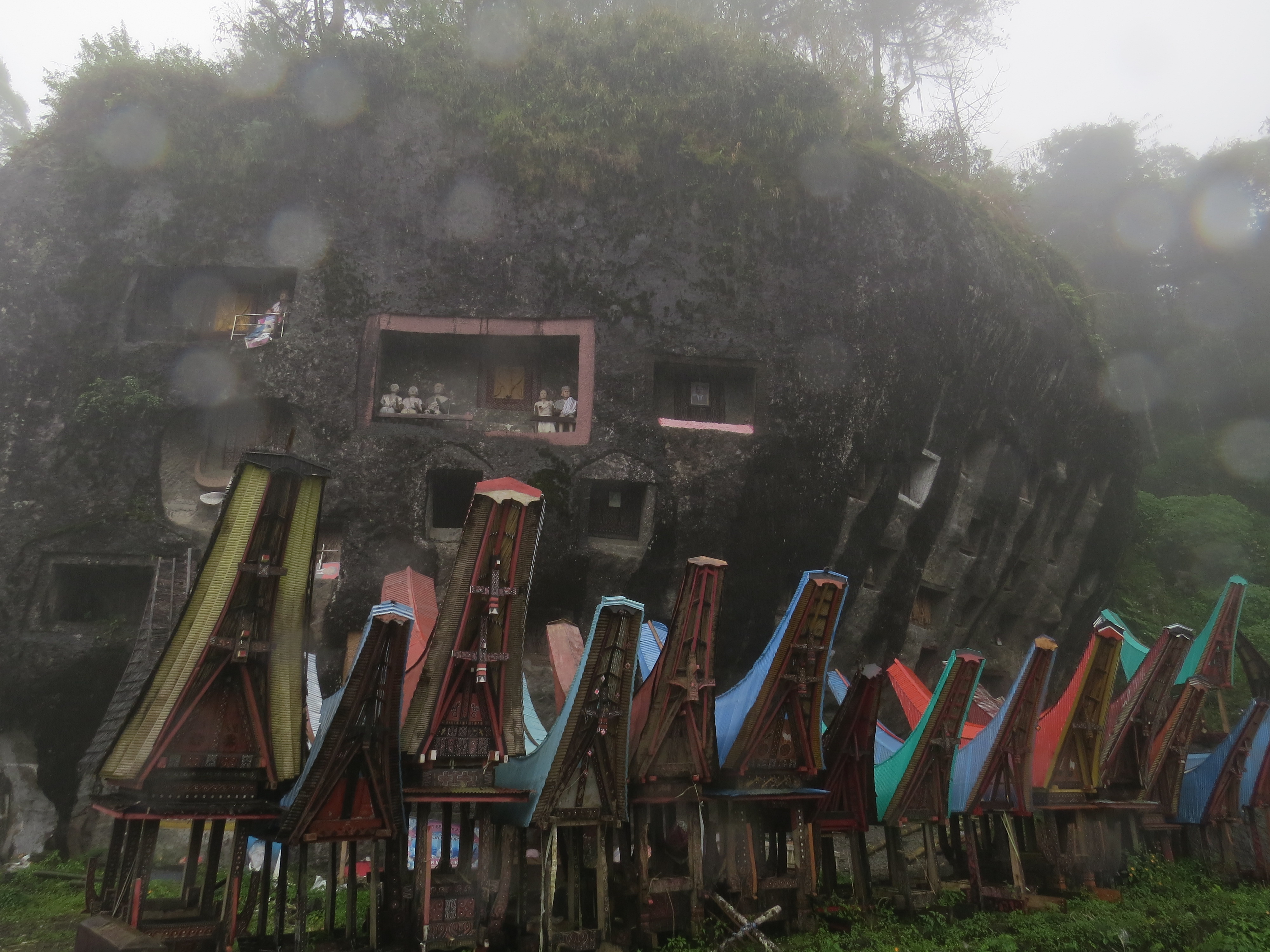 Lo‘Ko mata Stone graves en pays toraja 